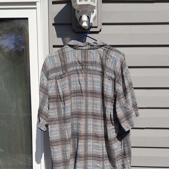 Tommy Bahama Mens XL  100% SILK Gray and Blue Checkered Button Up Collared Shirt - Picture 5 of 5